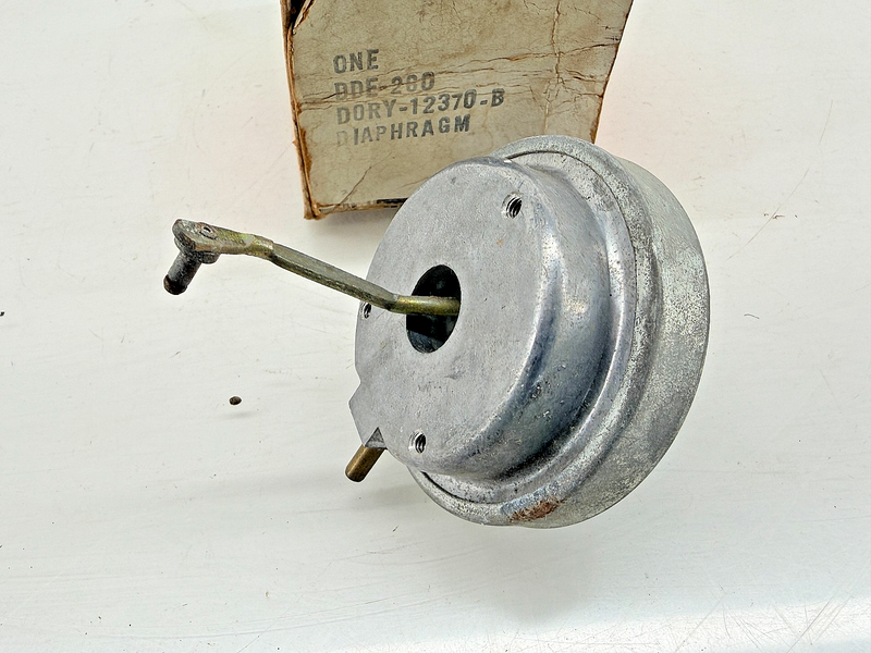 NOS 1970 1971 Ford Pinto Mercury Capri Diaphragm DDE-260 D0RY-12370-B C68-3