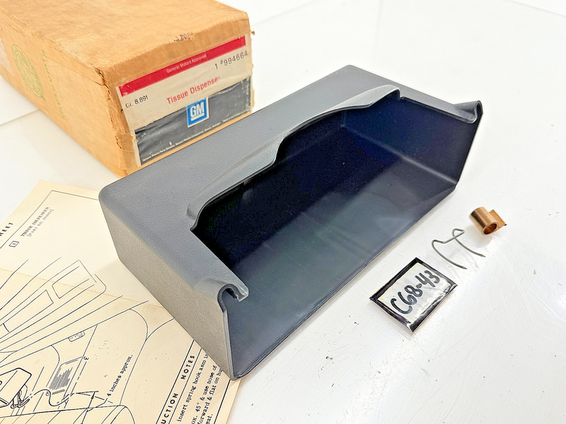 RARE NOS CHEVY IMPALA CHEVELLE CAPRICE BENCH SEAT TISSUE DISPENSER 994664 C68-44