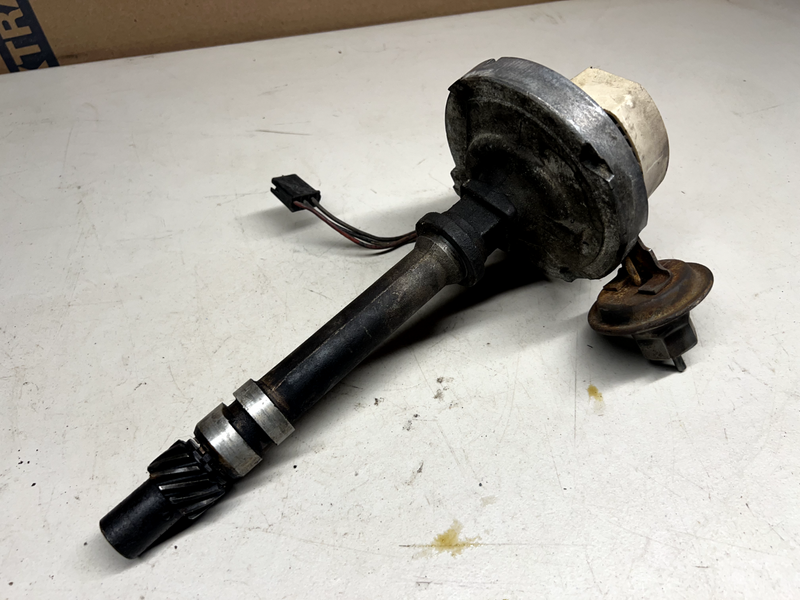 74-82 Chevrolet Corvette Camaro C10 Blazer K10 350 Distributor 1112940 U1A-B15-2