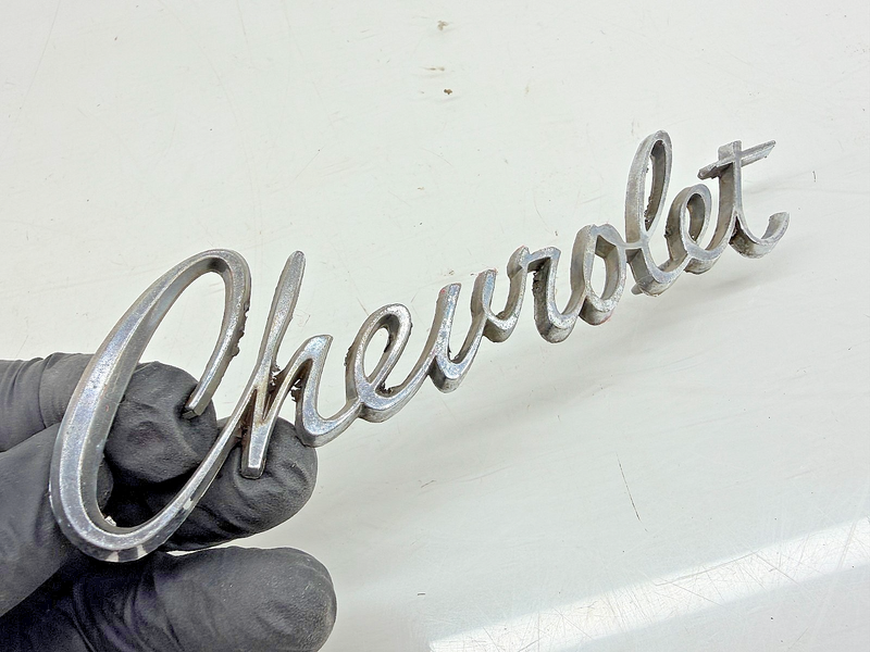OEM  1966 1967 1968 Chevrolet Emblem Badge Script Pair E9-117