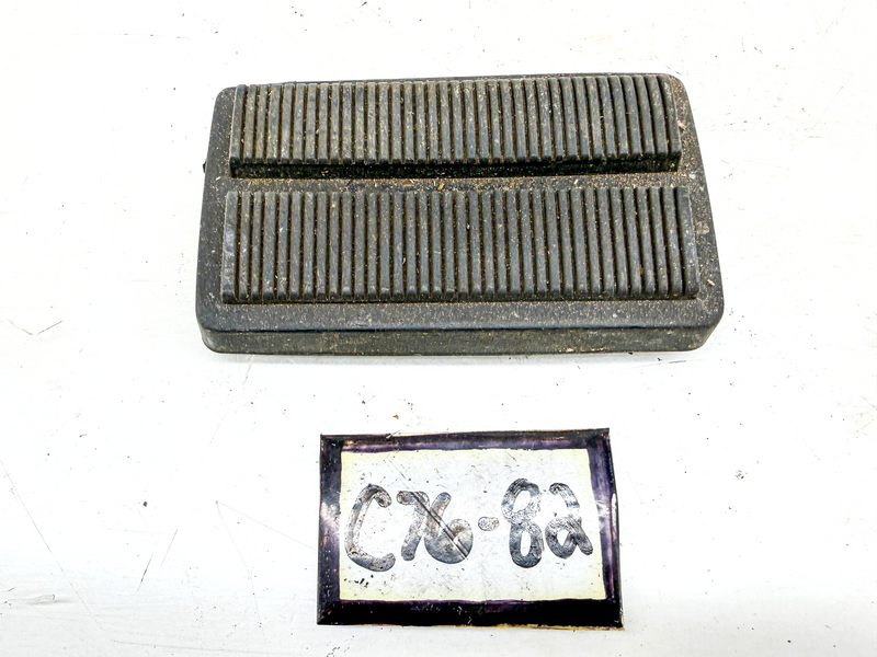 NOS 1967 - 1972 FORD GALAXIE LTD BRAKE PEDAL PAD AUTO C7AZ-2457-A C76-182