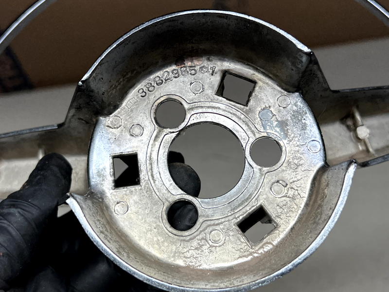 OEM 1965 1966 Chevy Impala Caprice Steering Wheel Horn Ring 3882985 65 66 B37-32