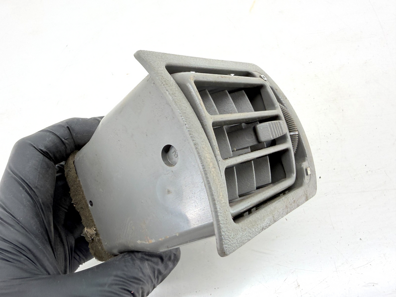 OEM 1987 - 1993 Mustang LX GT ORIG GREY LH DASH VENT BEZEL E7ZH-19C696-AW C69-20