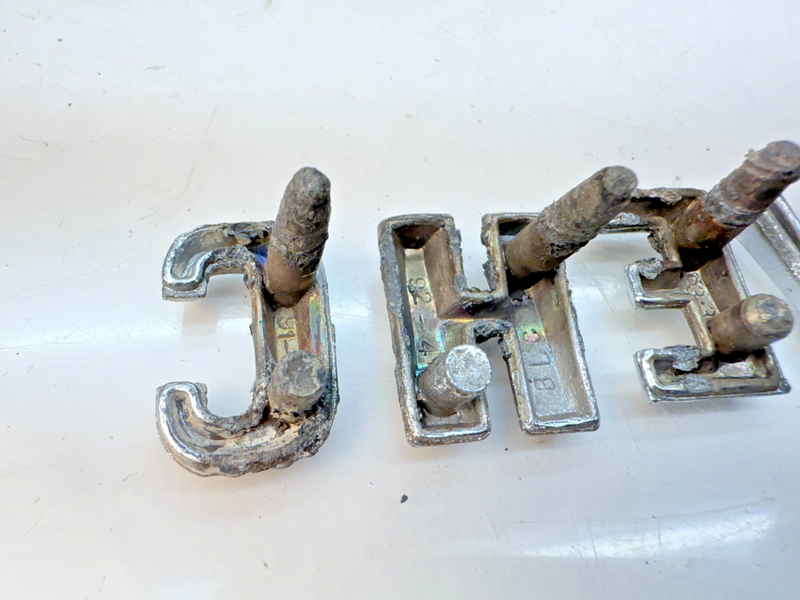 OEM 1960 1961 Chevy Impala Bel Air Chrome HOOD LETTERS "CHEVROLET" 60 61 E5-70