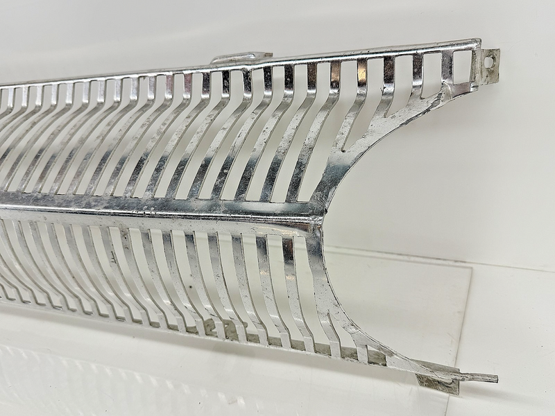 RARE Vintage OEM 1962 Mercury Monteray Grill 62 grille U5B-114