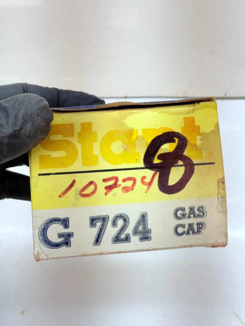 NOS STANT  G724 10724 VOLKSWAGEN 1971 - 1981 GAS CAP BEETLE DASHER B73-8