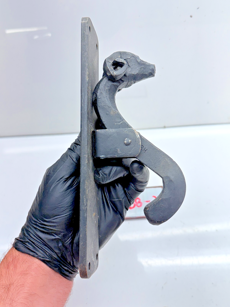 VINTAGE Cast Iron Ram Head Door Knocker Patriotic Americana USA B68-2