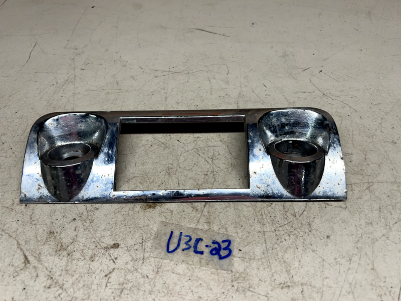 1959 1960 Chevy Impala GM Chrome Radio Face Plate Trim Bezel 3755305 B23-1