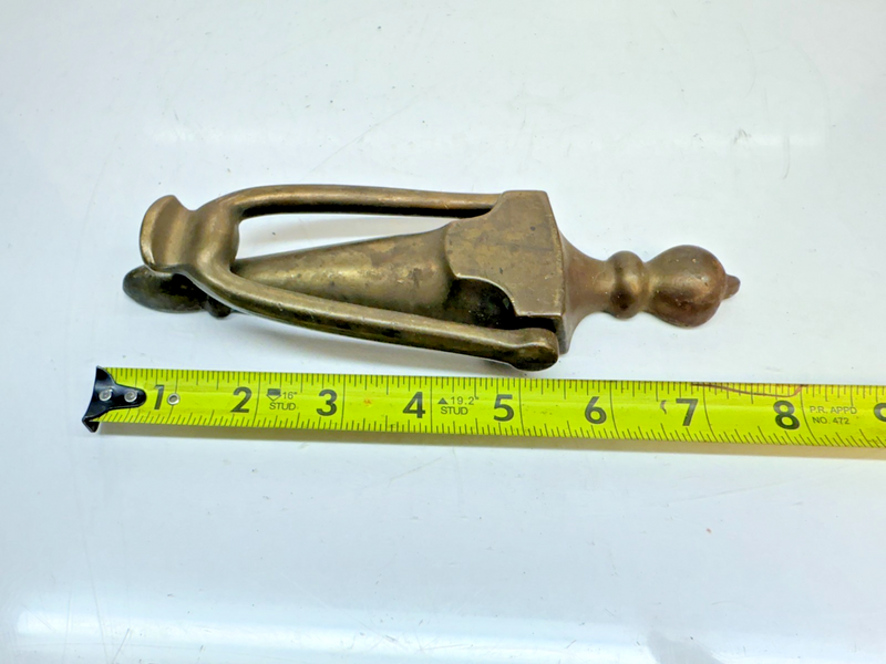 VINTAGE ANTIQUE BRASS 1900's English Style DOOR KNOCKER 7.5" B68-21