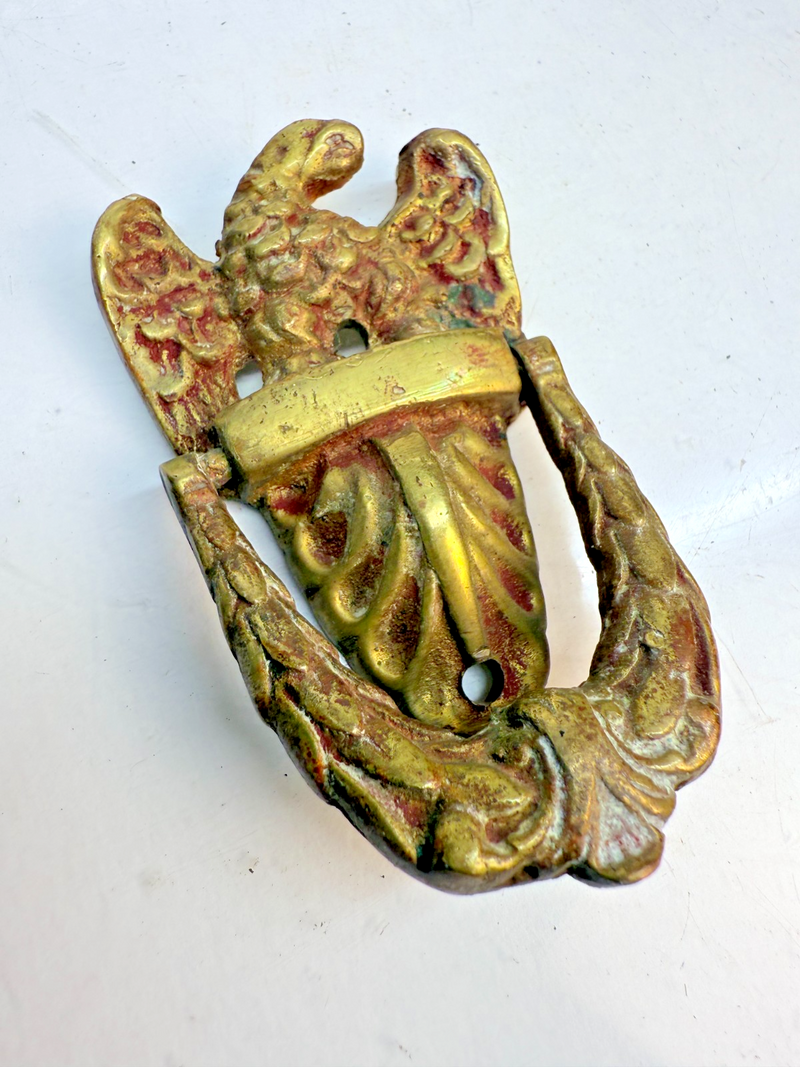 VINTAGE ANTIQUE 1900's BRASS VICTORIAN Eagle SALVAGED DOOR KNOCKER 3" B68-24