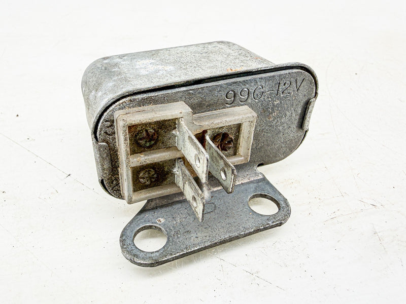 VINTAGE 1955 - 1965 CHEVY GM DELCO REMY 12V HORN RELAY 99G-12V C76-178