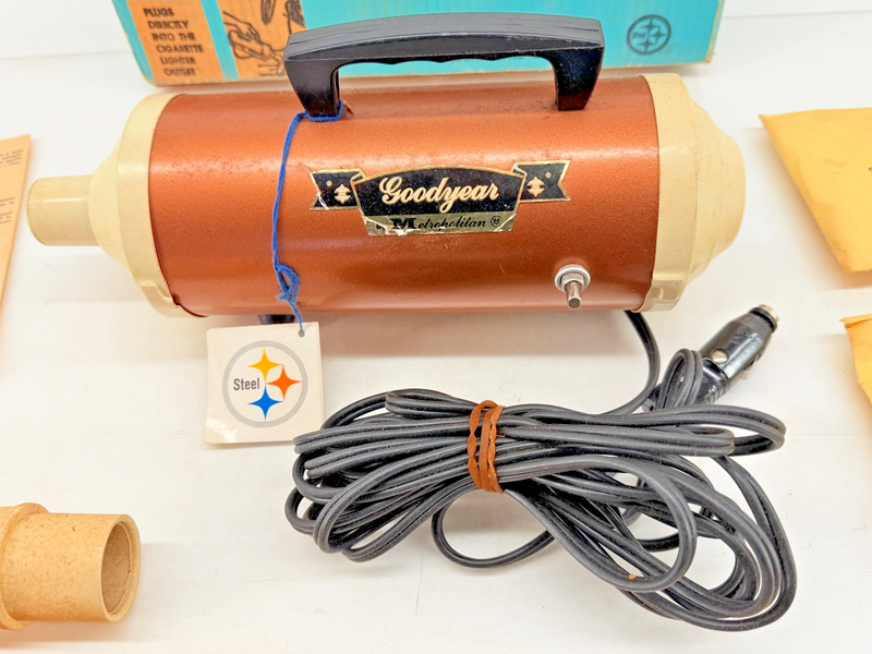 NOS 1960s Goodyear Metropolitan 12V Auto Hand Vacuum Complete Set Box & Bags C60