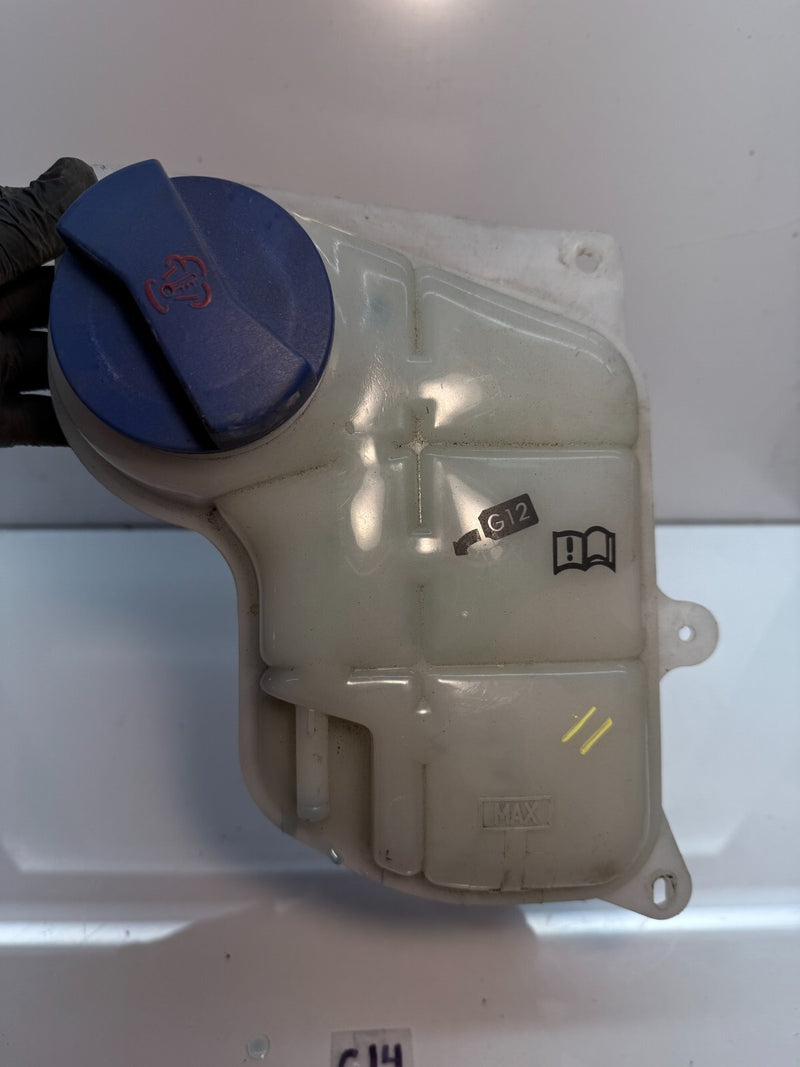 02 03 04 05 VOLKSWAGEN PASSAT COOLANT RESERVOIR VW C14-11