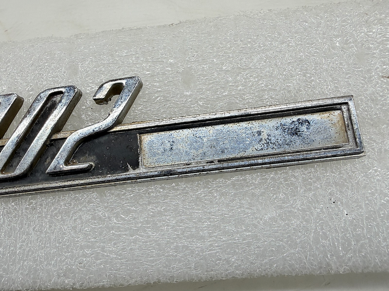 OEM 1964 Mercury 202 Comet Fender Emblem C4GB-16720-A E9-30