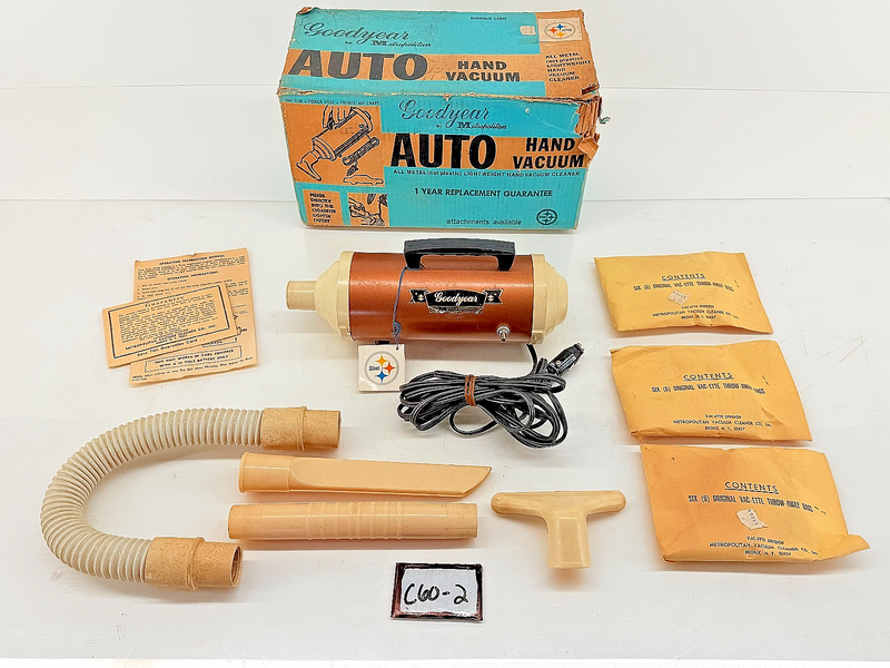 NOS 1960s Goodyear Metropolitan 12V Auto Hand Vacuum Complete Set Box & Bags C60