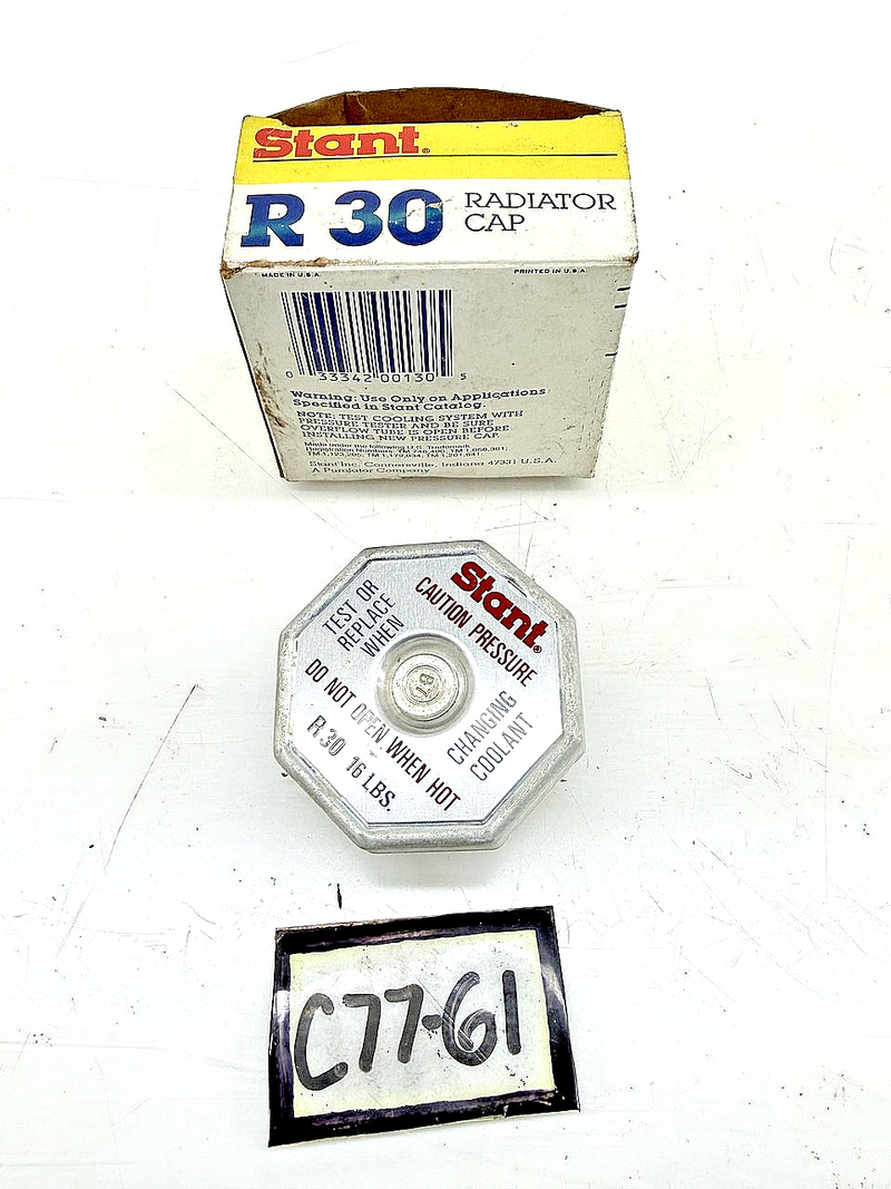 NOS STANT R30 RADIATOR CAP 16 LBS IN BOX VINTAGE C77-62