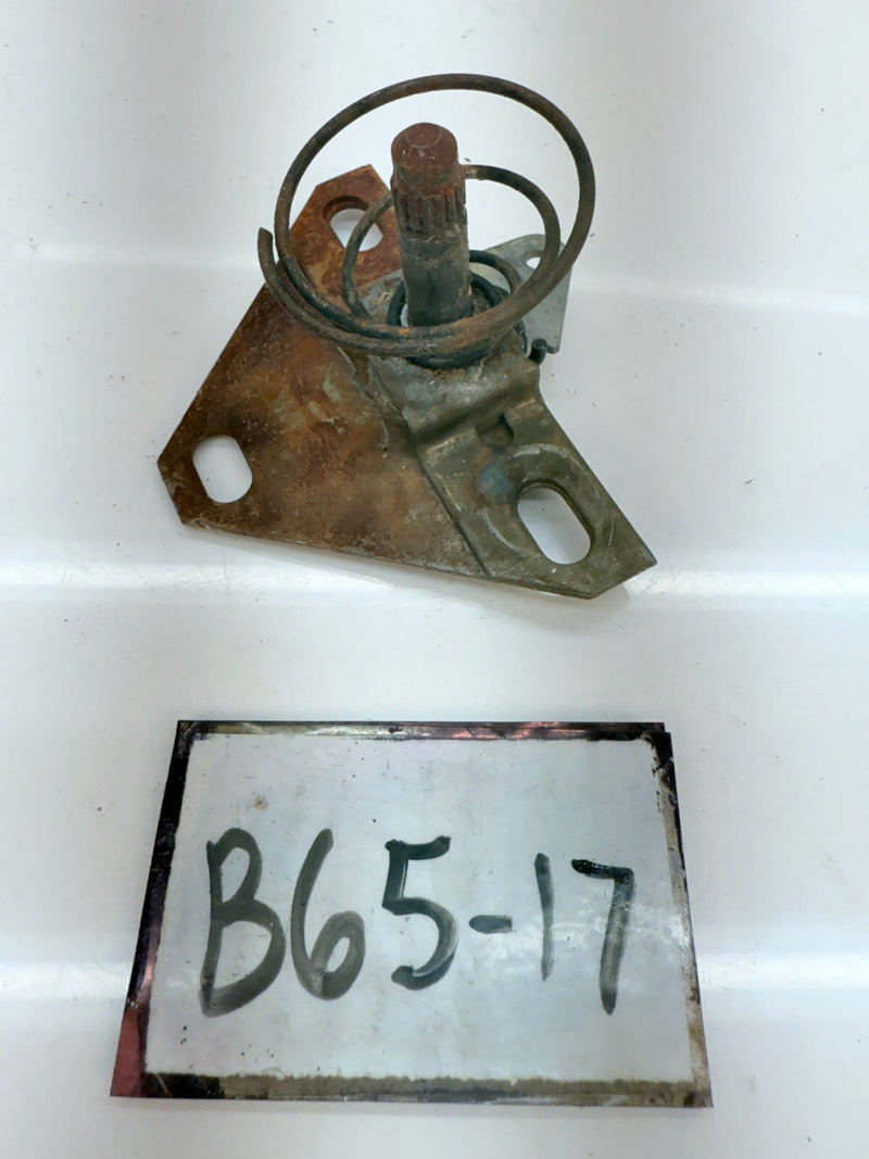 OEM 1961 - 1963 FORD THUNDERBIRD DOOR LATCH RELAY RIGHT SIDE HANDLE B65-17