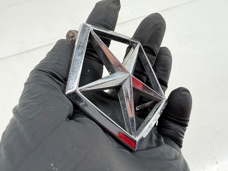 OEM 1981 - 1989 CHRYSLER DODGE PLYMOUTH PENTASTAR EMBLEM 63259 E7-113