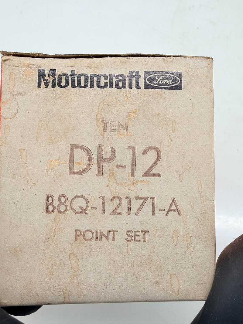 (9)- NOS 1965 - 1974 Ford Mustang Motorcraft 8 Cyl Point Set B8Q-12171-A C71-55