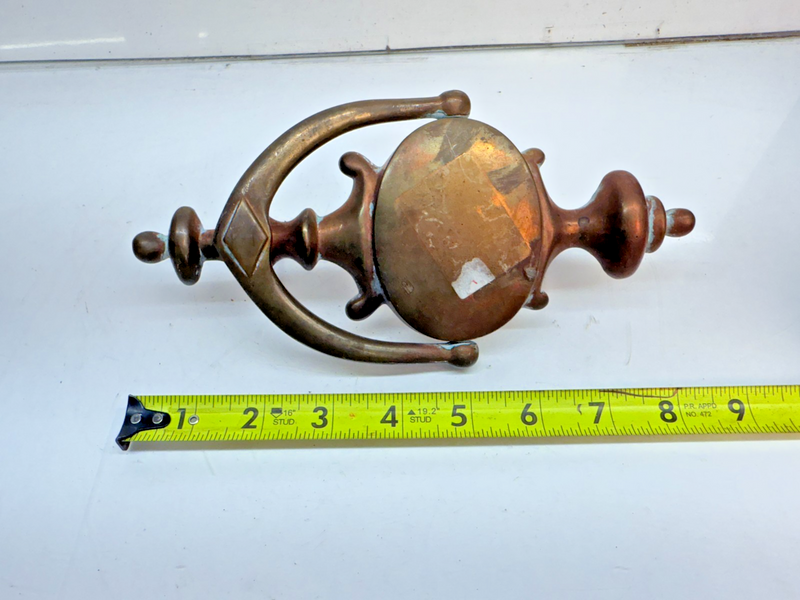 VINTAGE ANTIQUE BRASS TRADITIONAL DOOR KNOCKER 9" B68-15