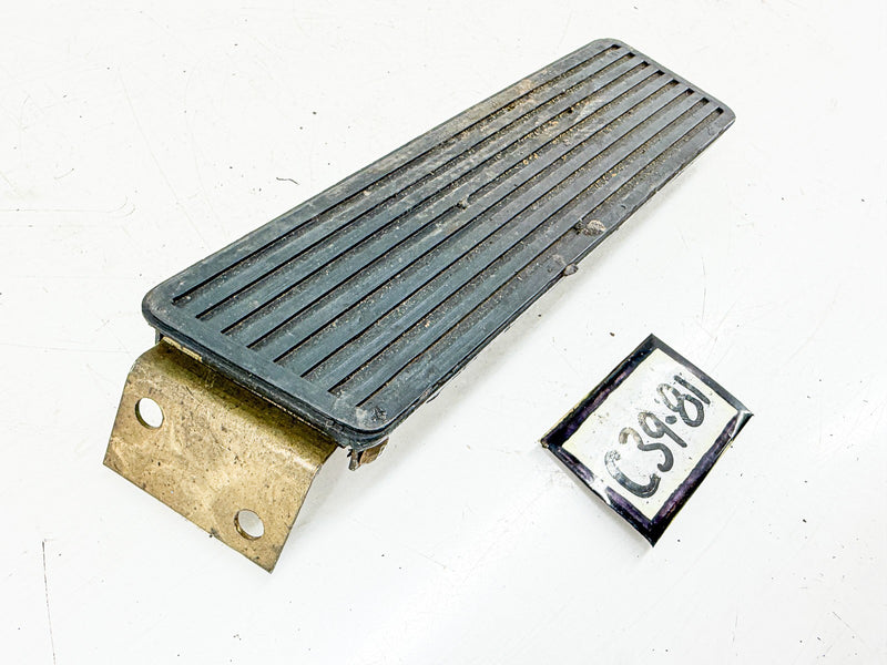NOS 1948 - 1956 Ford F1 F2 F3 F5 F100 Truck  ACCELERATOR GAS PEDAL C39-81