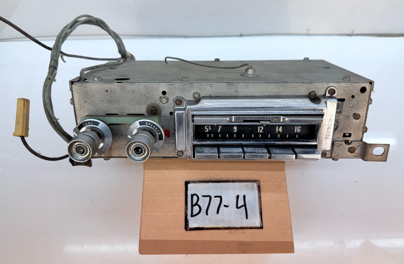 OEM 1957 Cadillac Wonderbar AM Radio Amplifier Delco 7268005 Amp Knobs B77-4