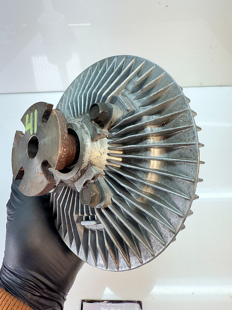 OEM GM 2705106 Thermal Fan Clutch 1969–72 Chevy Camaro Chevelle Impala Corvette