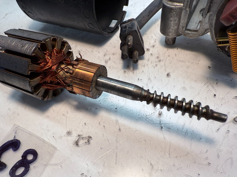 OEM GENUINE Sunroof Motor 0018201842 Mercedes-Benz W123 C123 W126 C126 C8-12