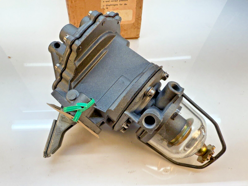 NOS AC 1954 Ford 6 Cylinder CAR & TRUCK Combination Fuel Vacuum Pump 4131 C18-9