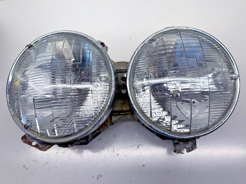 ORIGINAL Mercedes W108 W109 W111 W112 Bosch US Headlamps Headlights C8-20
