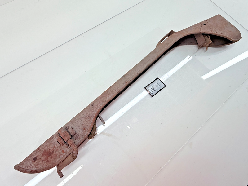 VINTAGE RARE Ford GPW Jeep Willys MB WW2 Dash Gun Rack Holder U1B-1