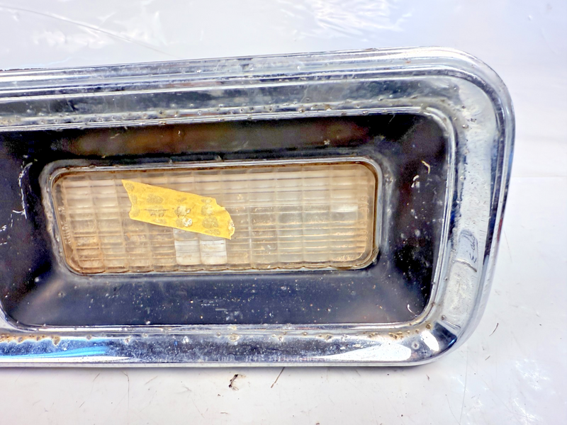 OEM 1968 CHEVY CAMARO LEFT DRIVER SIDE TAIL LIGHT 5959943 LH B20-3