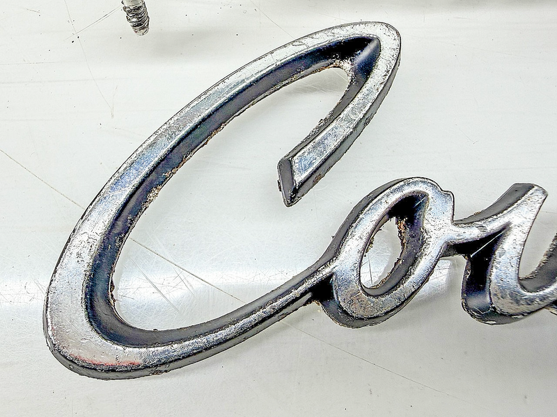 OEM 1969 1970 MERCURY COUGAR SCRIPT EMBLEM PAIR E10-41