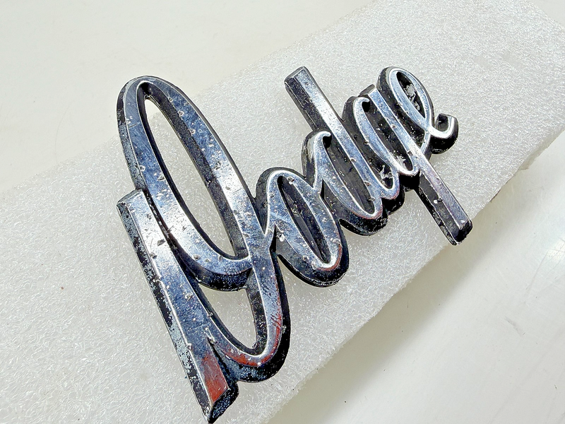 OEM 1974 - 1977 Dodge Script Emblem Plate Badge 2956722 58395A E9-85