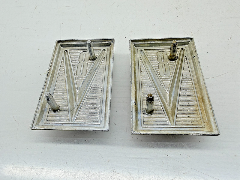 OEM 1965 Ford Mercury Comet V8 Fender Emblems Ornaments Trim Pair E9-90