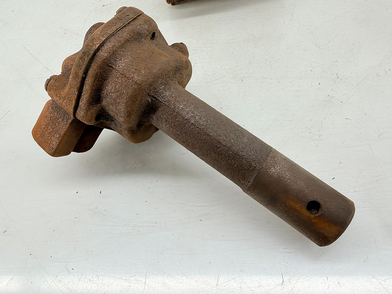 NOS 1954 - 1962 Chevrolet 235 261 L6 Engine Oil Pump Assembly GM 3786293 B66-65