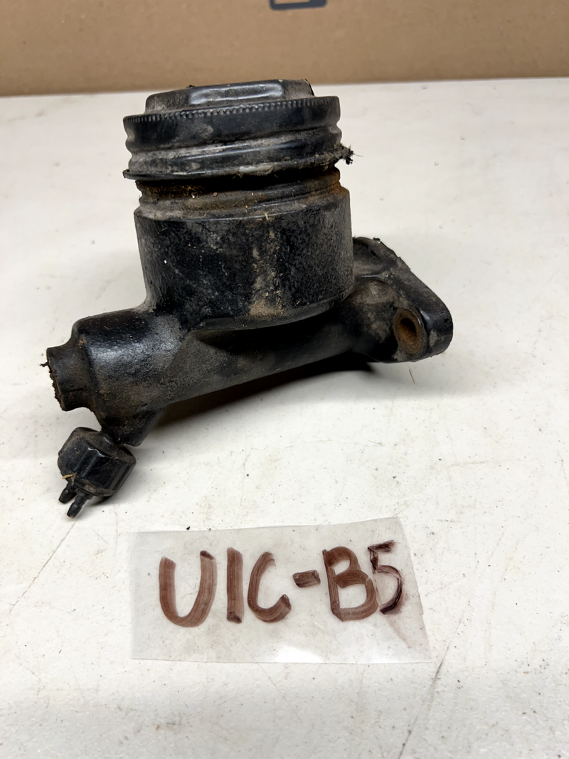 OEM Original 1961-1963 Ford Thunderbird Brake Master Cylinder 61 62 63 U1C-B5