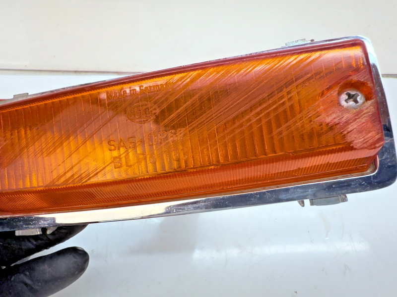 OEM HELLA Amber PAIR Front Parking Turn Signal Light SAE-DP67 BLPo-133 B78-3