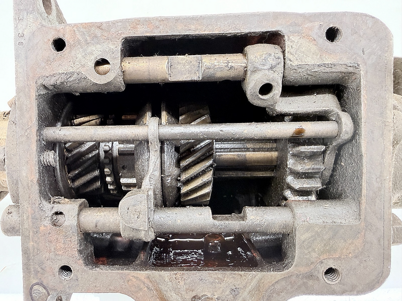 OEM 1936-1937 Bantam 1936-1939 REO 1937-1940 Mack Truck T84C-1A Transmission T-6