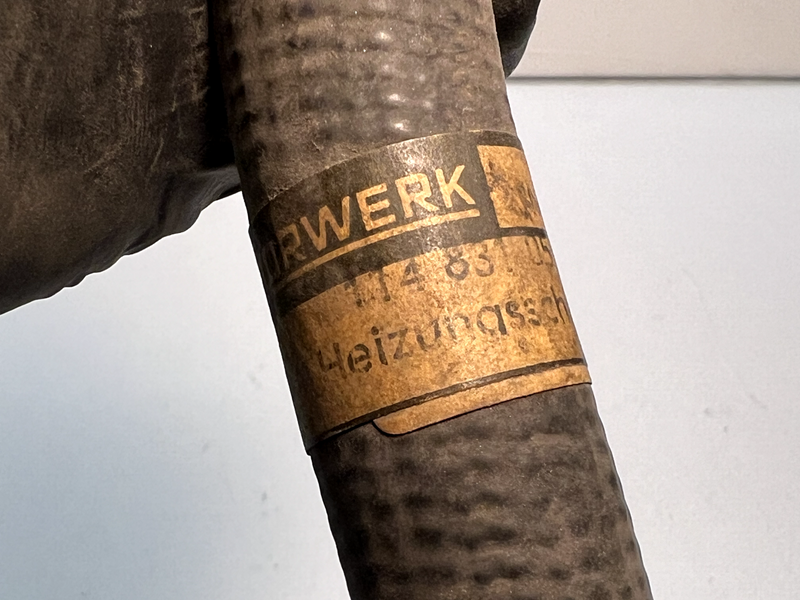 NOS Mercedes Benz W114 HOSE  80 280C 1148310594 C4-11