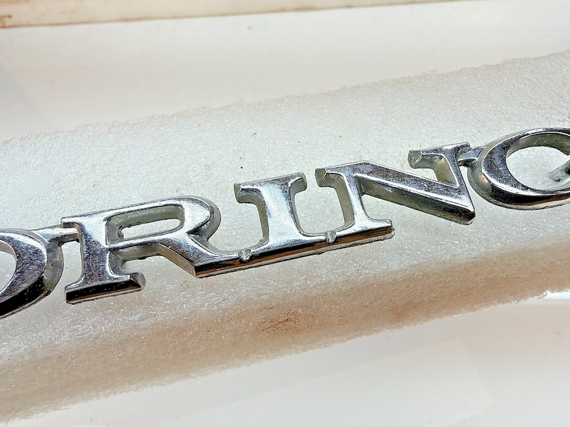 ORIGINAL 1970 1971 FORD TORINO CHROME EMBLEM D10B-65291B62-AB E8-55