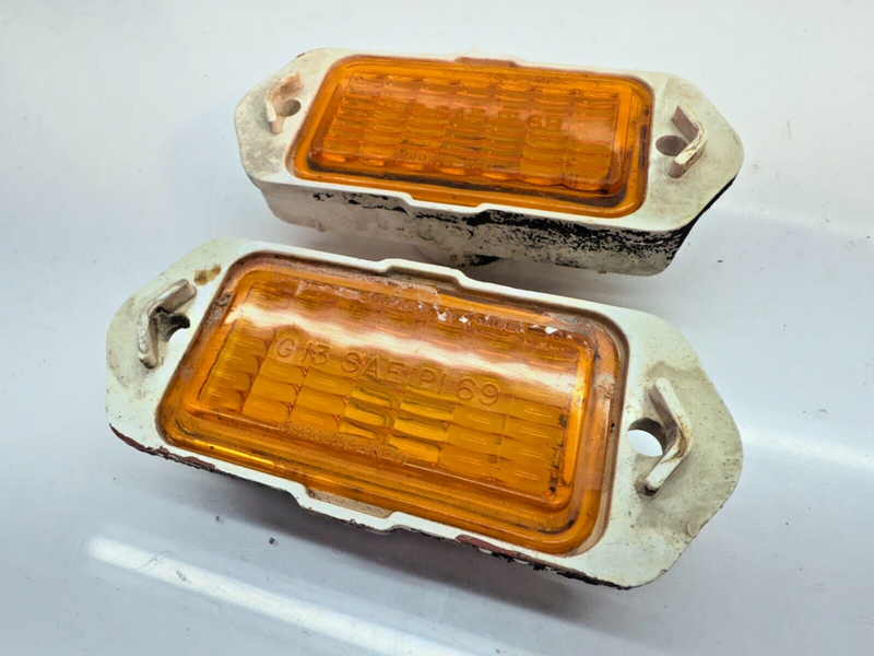 OEM 1969 Camaro RS SS Z/28 Yenko Chevelle Malibu REAR MARKER LAMP LIGHT B59-40