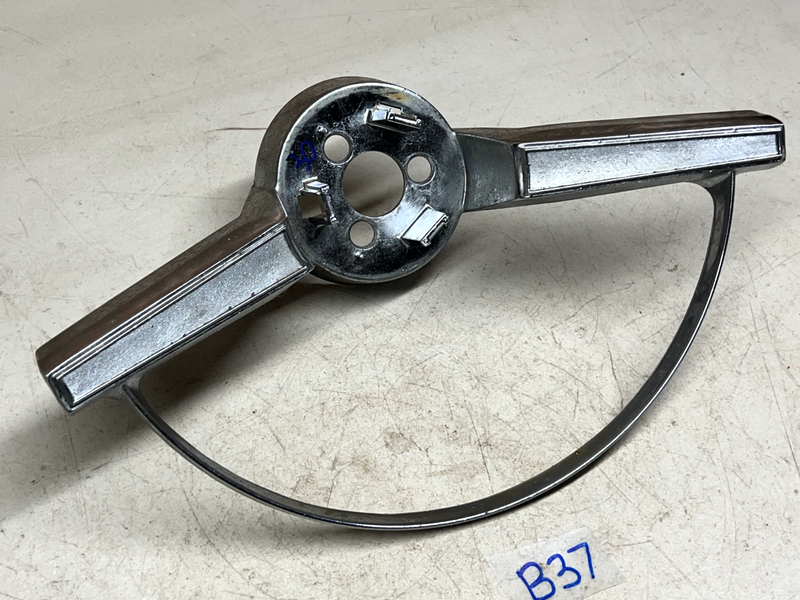 OEM 1965 1966 Chevy Impala Caprice Steering Wheel Horn Ring 3882985 65 66 B37-30