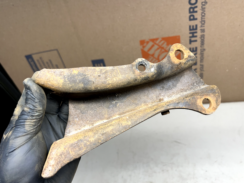 1960 Impala Belair Biscayne Sedan LH Front Center Bar-Bumper Bracket 60 B24-14