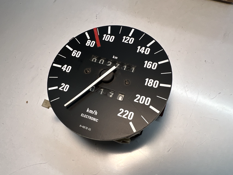NOS? BMW SPEEDOMETER E24/628CSI-M635CSI E23/735i 745i 62121376599 C3-