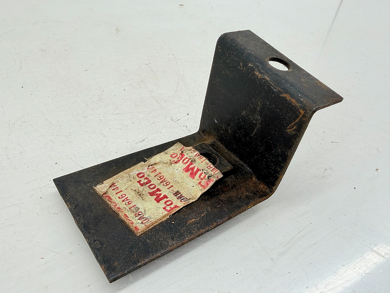 NOS 1960 FORD GALAXIE SUNLINER FAIRLANE BRACKET C0AB-16A614-A C64-12