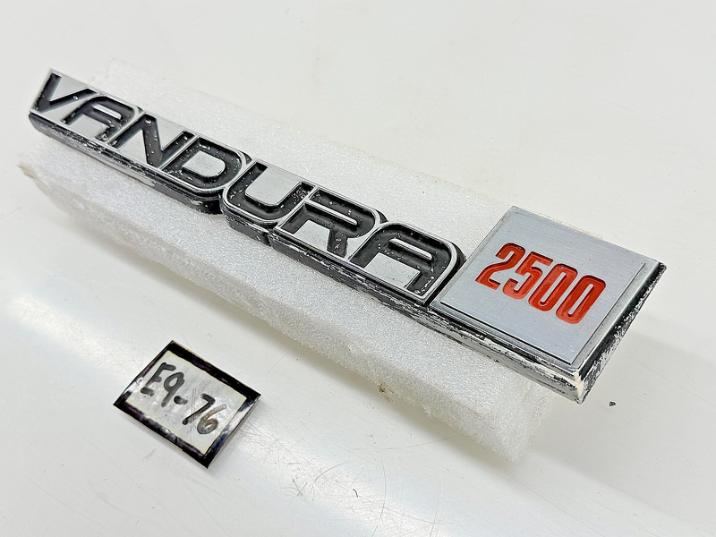 OEM 1983 - 1996 GMC Vandura 2500 Fender Body Emblem Nameplate Badge 14052244 E9