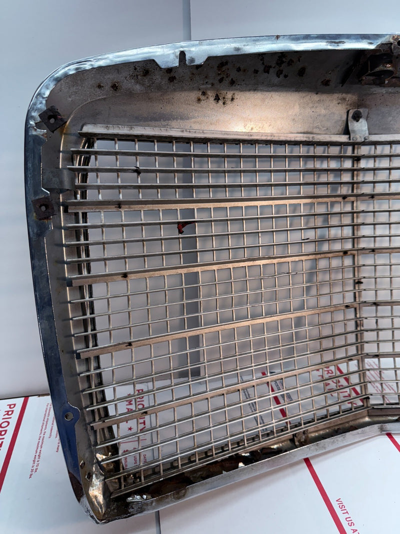 OEM Mercedes W114 W115 68-76 Radiator Shroud Guard Grill Radiator Cowl Emblem P4