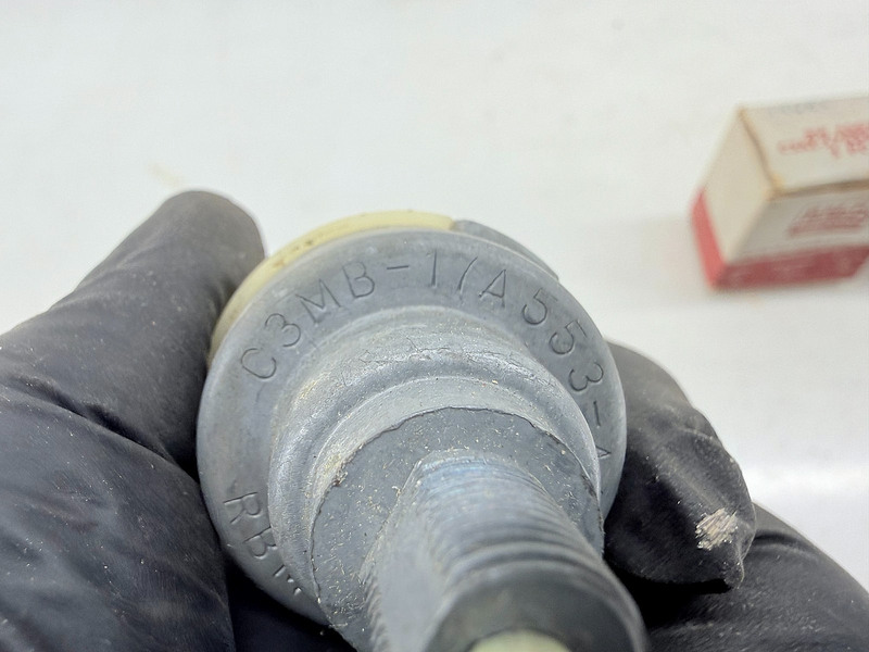 (1) NOS 1963 Ford Galaxie Fairlane Windshield Wiper Switch C3AZ-17A553-A1 C52-43