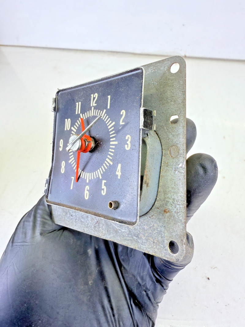 OEM 1970 Chevrolet Camaro Chevelle 300 Deluxe Malibu Clock C27-9